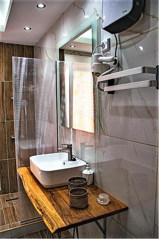 Kassandrou Suite Hot Tub-Jakuzzi - 2 Bedrooms - Big Balcony - Center Soluň Exteriér fotografie